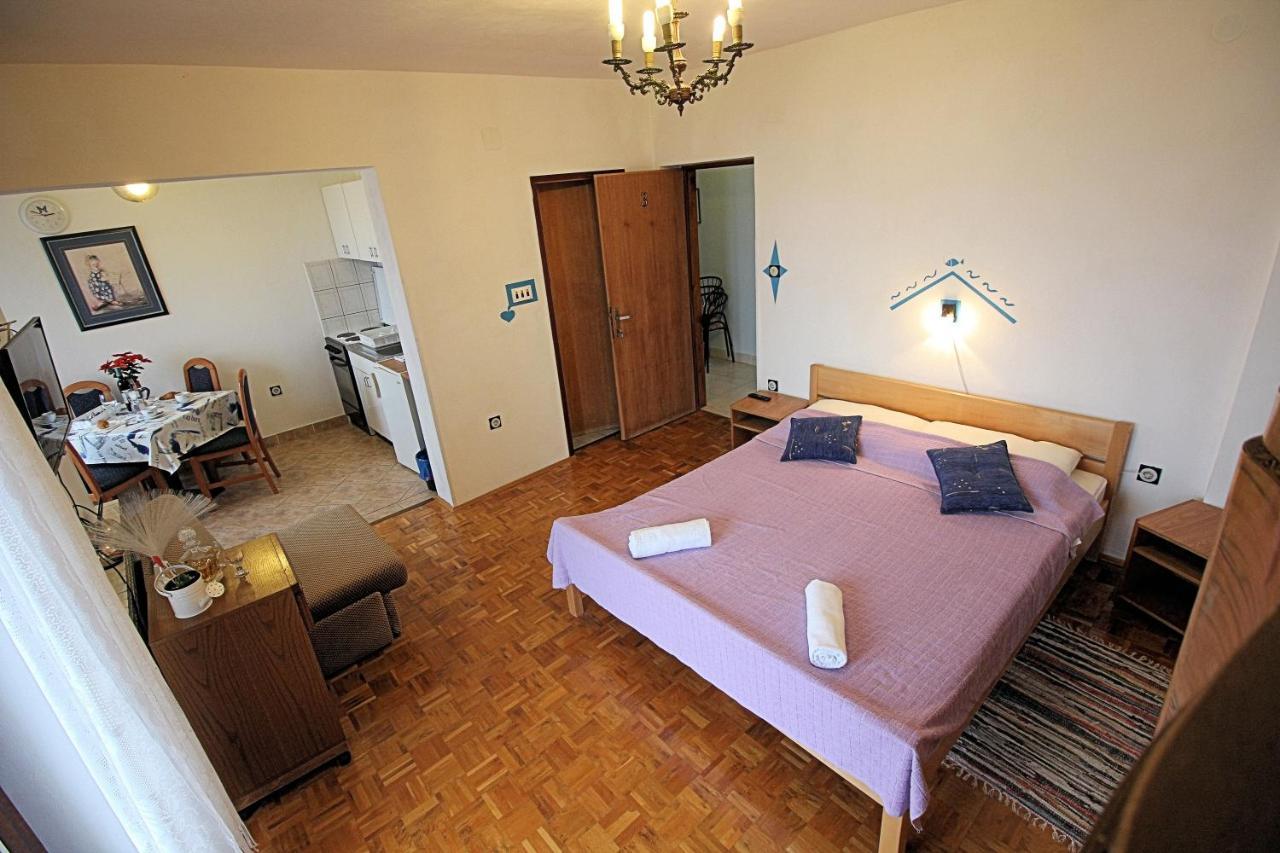 Guesthouse Marija Novi Vinodolski Exteriér fotografie